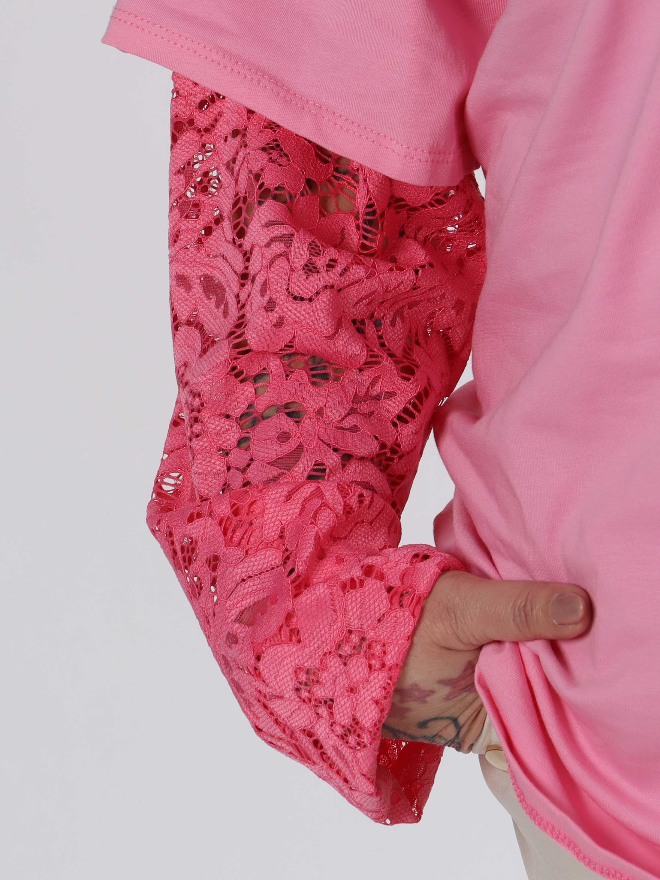 Valerie - T-shirt i bomuld med lange blonde ærmer